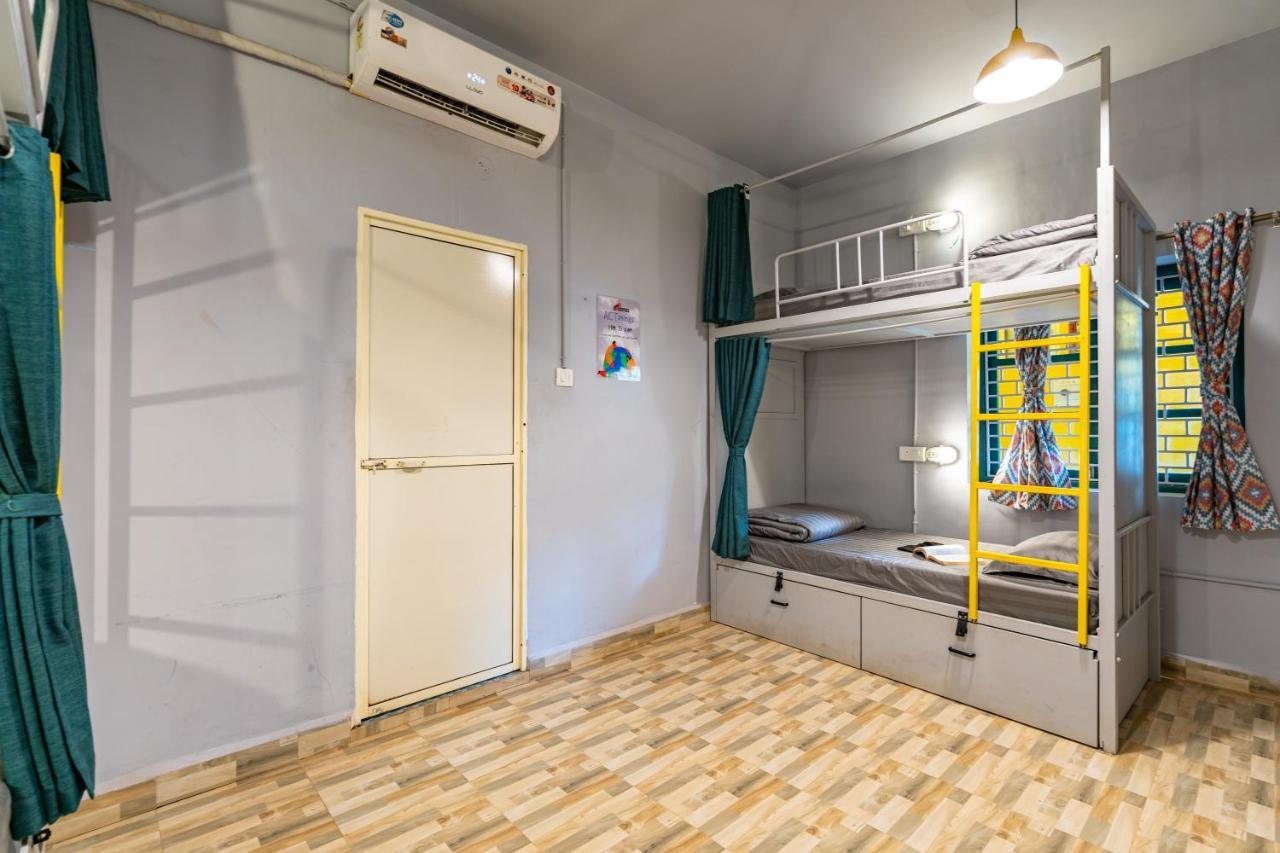 Whoopers Hostel Anjuna, Goa Dış mekan fotoğraf