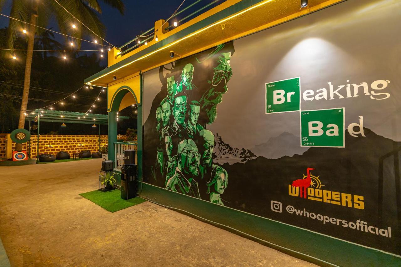 Whoopers Hostel Anjuna, Goa Dış mekan fotoğraf
