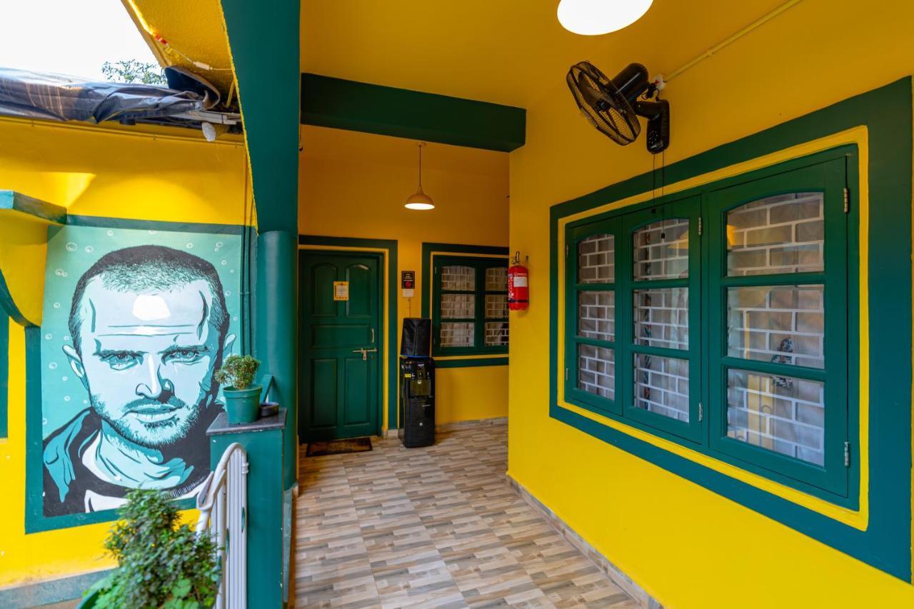 Whoopers Hostel Anjuna, Goa Dış mekan fotoğraf
